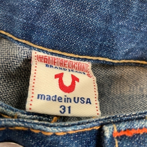 True Religion Distressed Bobby Flare Leg Jeans Size 31 - Picture 8 of 9